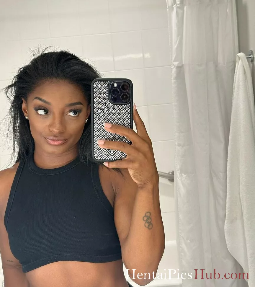 Simone Biles Nude OnlyFans Leak Photo yOgHSuUY75