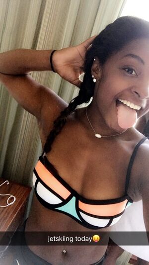 Simone Biles OnlyFans Leak Picture - Thumbnail KX0dcSwGaX