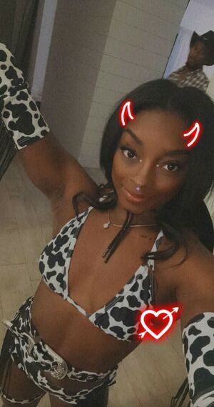 Simone Biles OnlyFans Leak Picture - Thumbnail PS645iGNfe