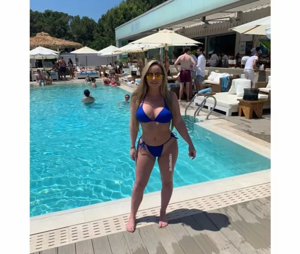 Sophie Defoe OnlyFans Leak Picture - Thumbnail TGnOawI7KU