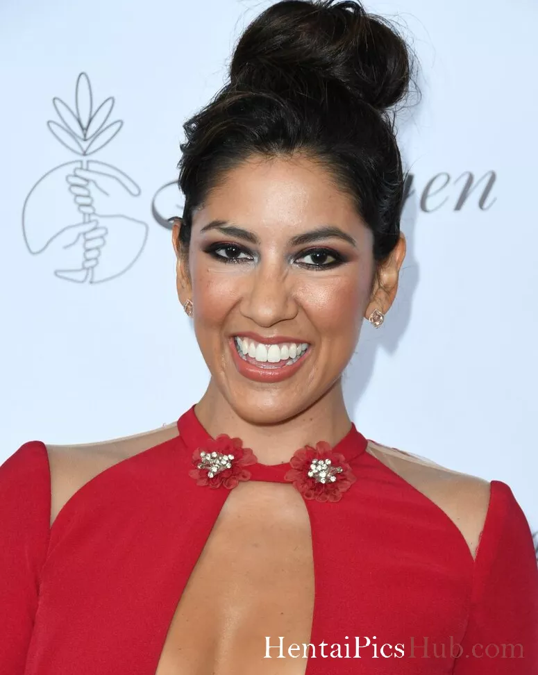 Stephanie Beatriz Nude OnlyFans Leak Photo jD0tbPKxCF