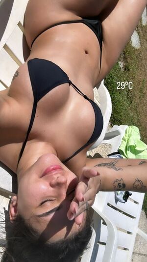 Taina Costa OnlyFans Leak Picture - Thumbnail kXEIc8m7uy