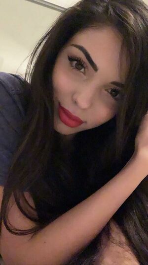 Tara Yazdi OnlyFans Leak Picture - Thumbnail KT7W4CJA6c