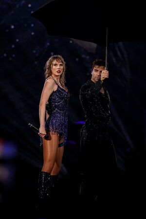 Taylor Swift OnlyFans Leak Picture - Thumbnail DK1yfa4LAW