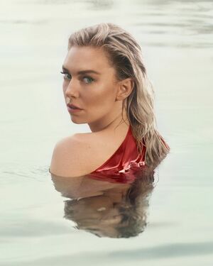 Vanessa Kirby OnlyFans Leak Picture - Thumbnail fhvMwHiFjA