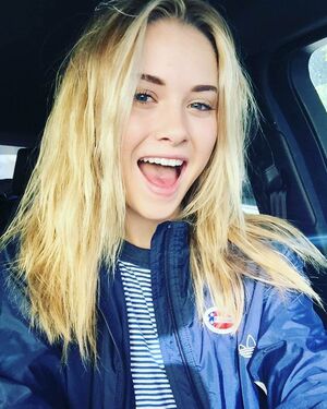 Virginia Gardner OnlyFans Leak Picture - Thumbnail VE6MCTRu3t