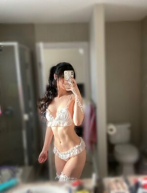 Vyxia Vyxphan OnlyFans Leak Picture - Thumbnail tqWU2udH84
